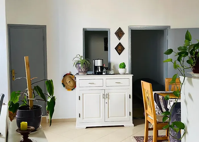 Maison Mina